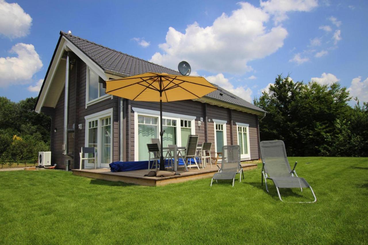 Holiday house at the Schaalsee, Zarrentin Zarrentin am Schaalsee Buitenkant foto