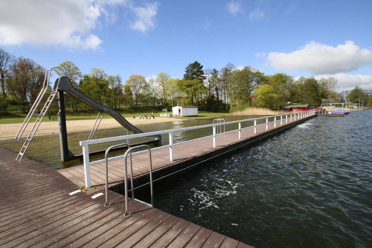 Holiday house at the Schaalsee, Zarrentin Zarrentin am Schaalsee Buitenkant foto